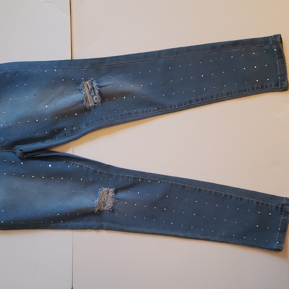Oak & Poppy High Waisted Studded Jeans - Picture 2 of 7